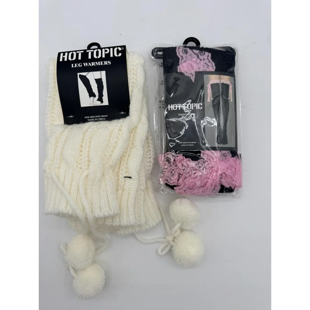 Hot Topic Leg Warmers Thigh Highs Womens One Size Multicolor Cable Knit Pom Set